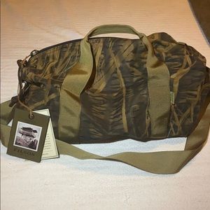 NWT Filson Field Duffle